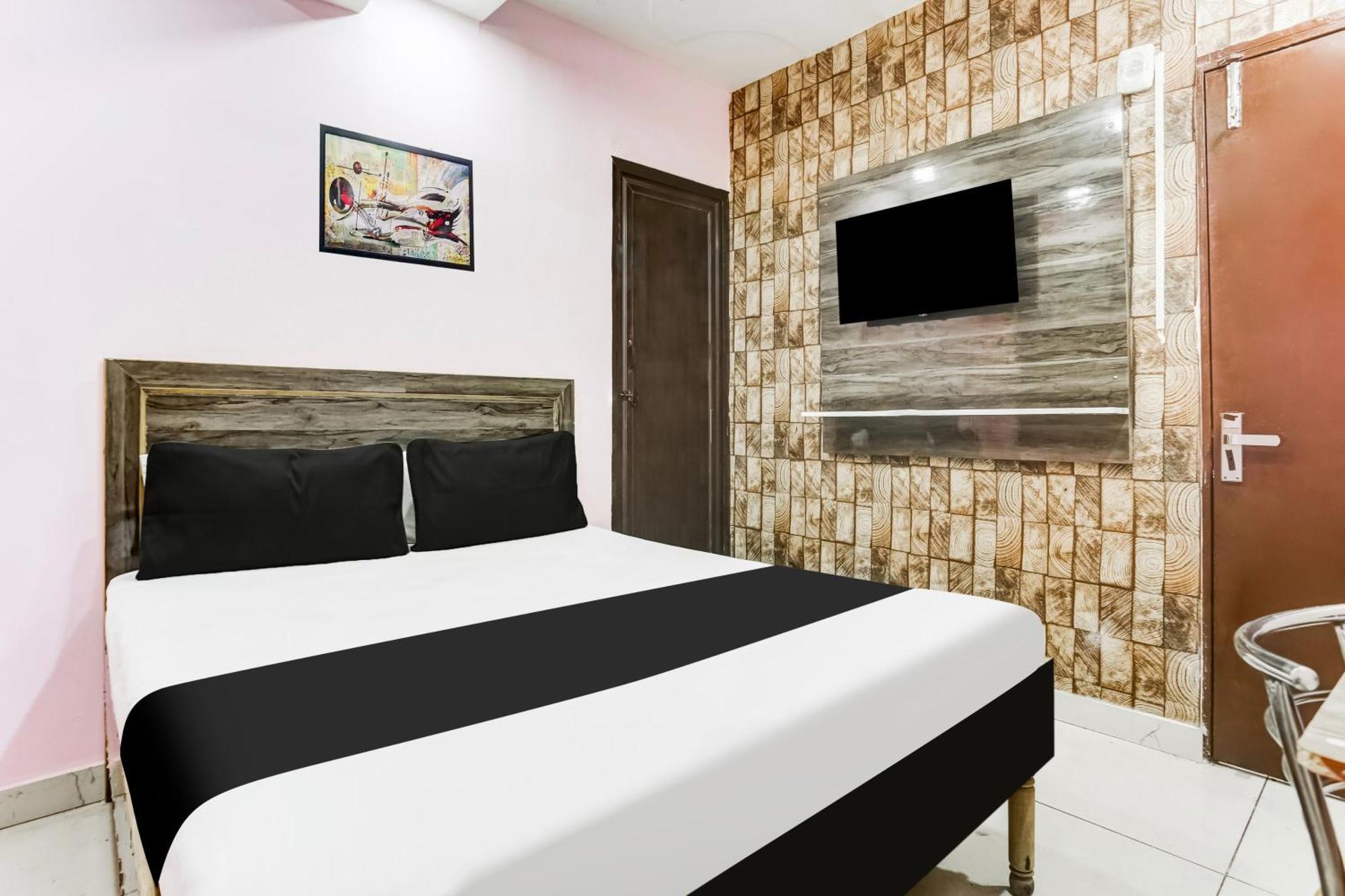Hotel Rk Plaza 新德里 外观 照片