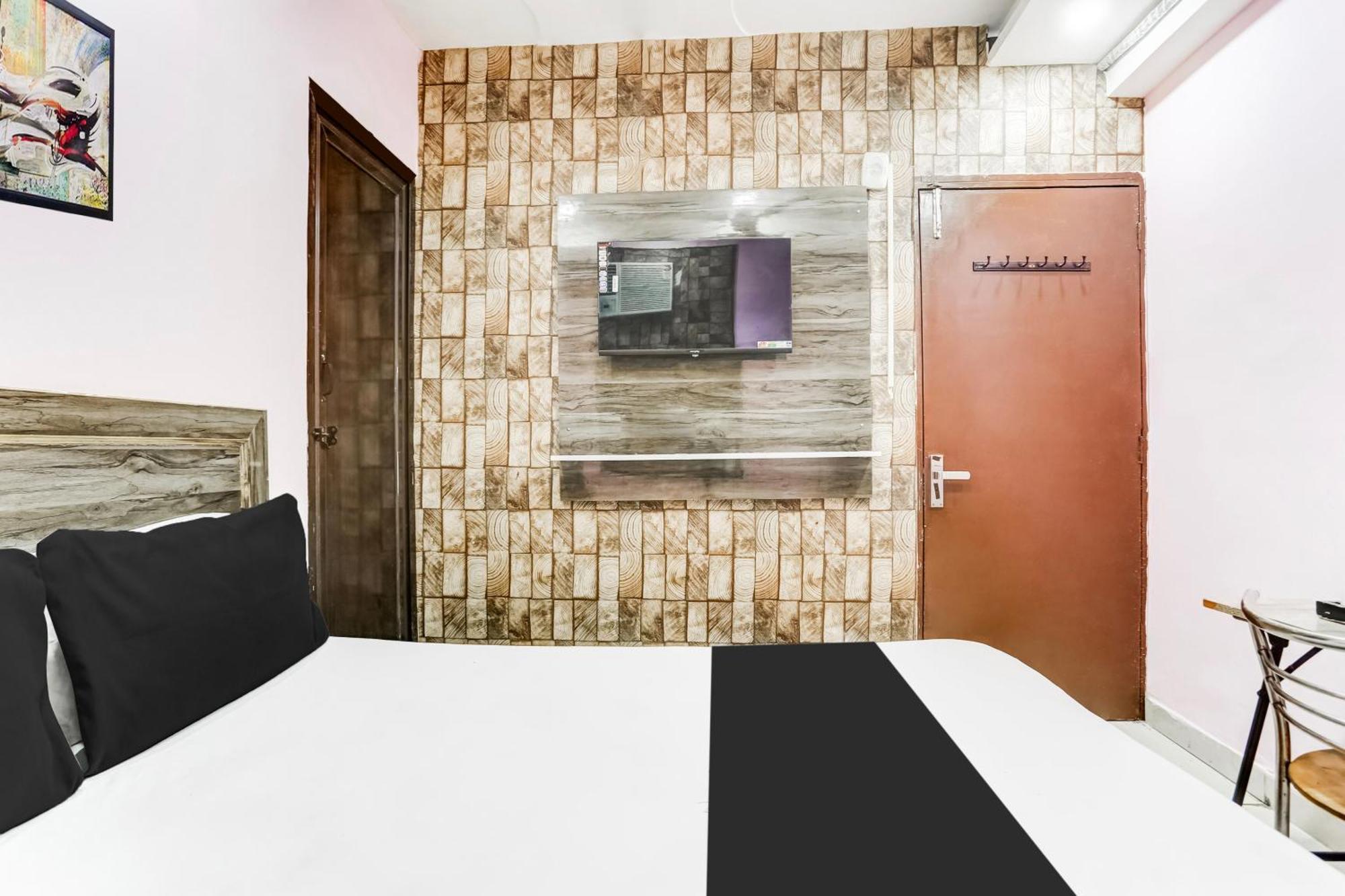 Hotel Rk Plaza 新德里 外观 照片
